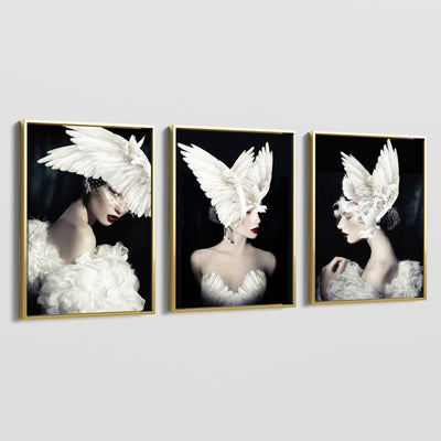 EXQUISITE PLUMES CANVAS