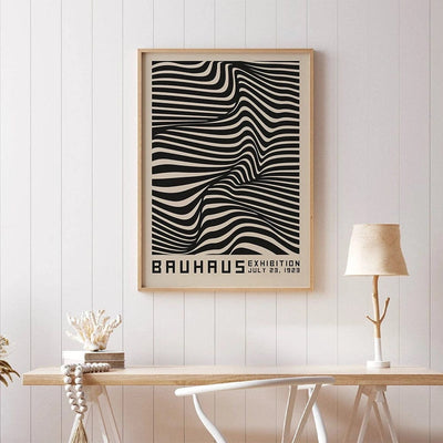 DYNAMIC STRIPES CANVAS