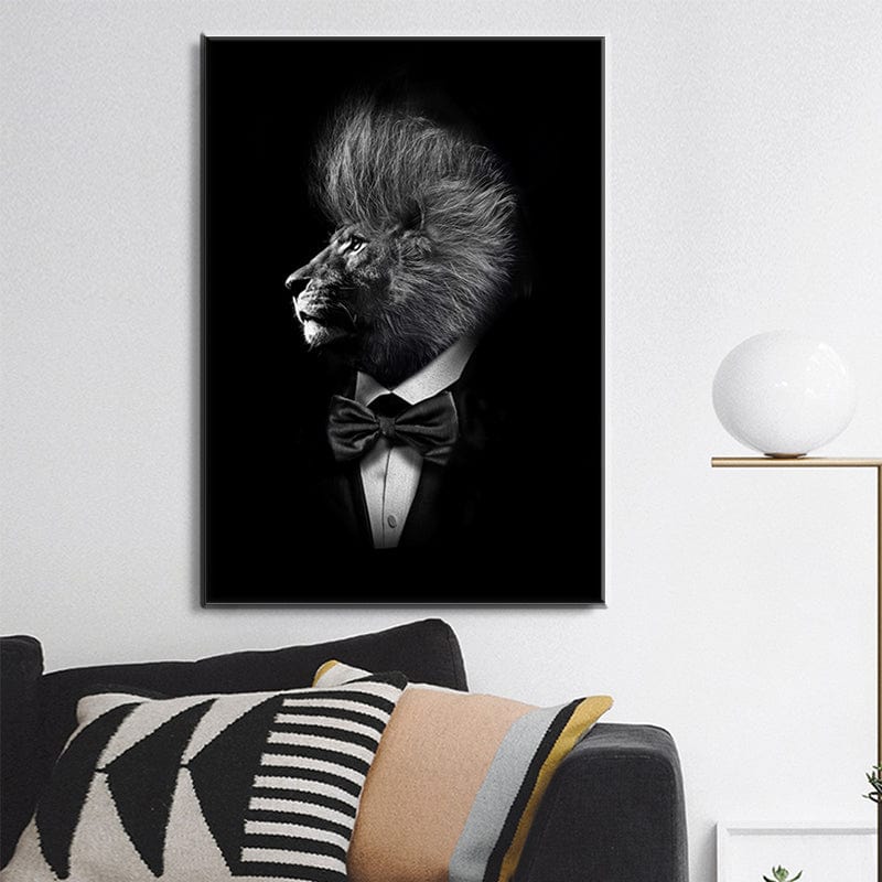 CLASSY LION CANVAS