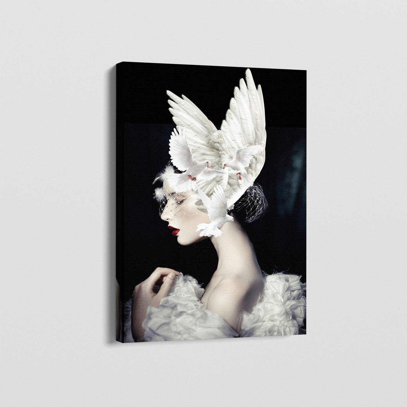 EXQUISITE PLUMES CANVAS