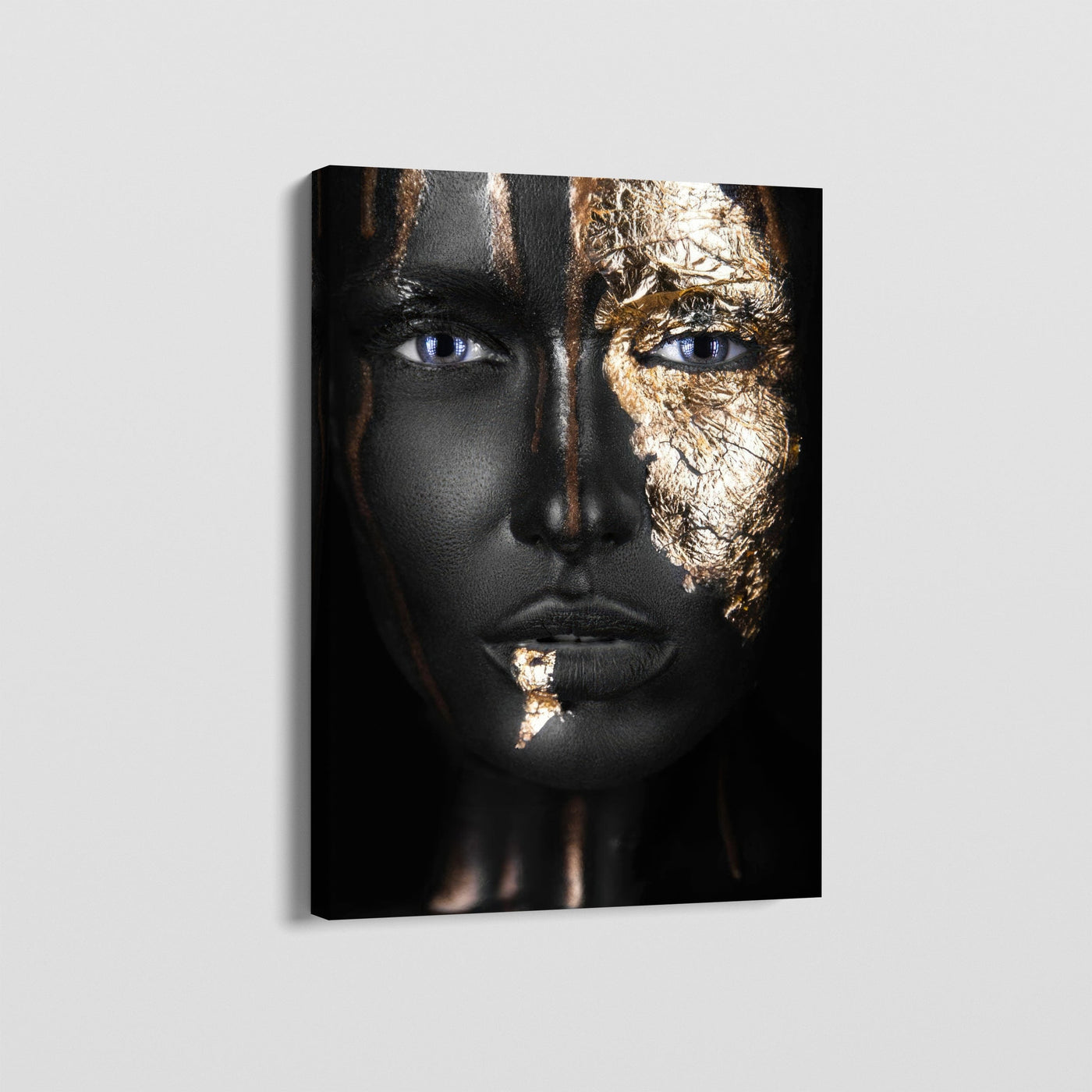 NOIR GOLD QUEEN CANVAS