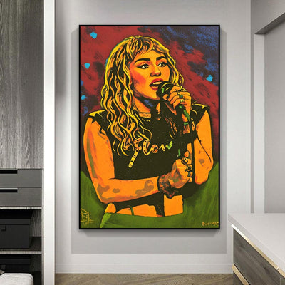 MILEY CYRUS